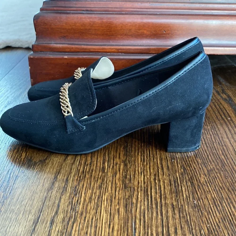 Liz Claiborne Suede Heeled Loafers - Size 7.5